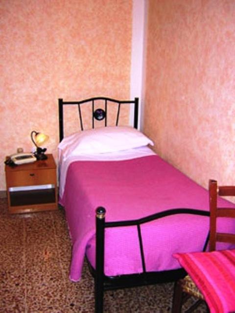 Hotel Bolognese Foligno Room photo